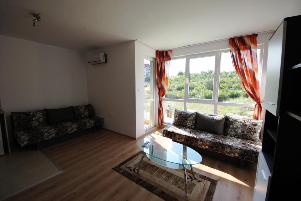 Menada Butterfly Apartment Sveti Vlas Phòng bức ảnh