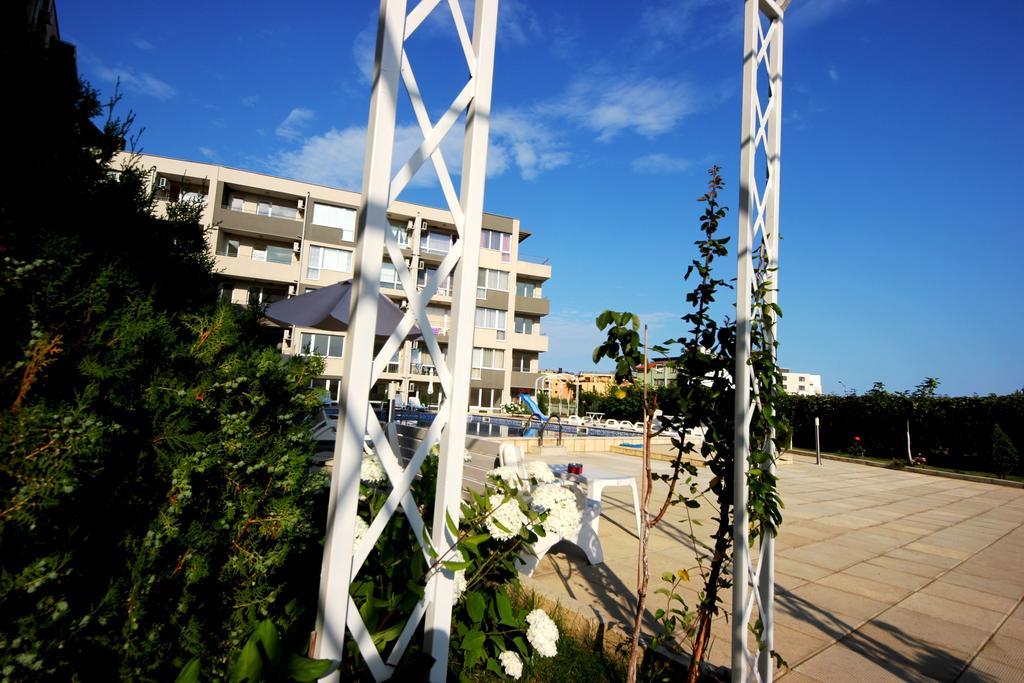 Menada Butterfly Apartment Sveti Vlas Ngoại thất bức ảnh