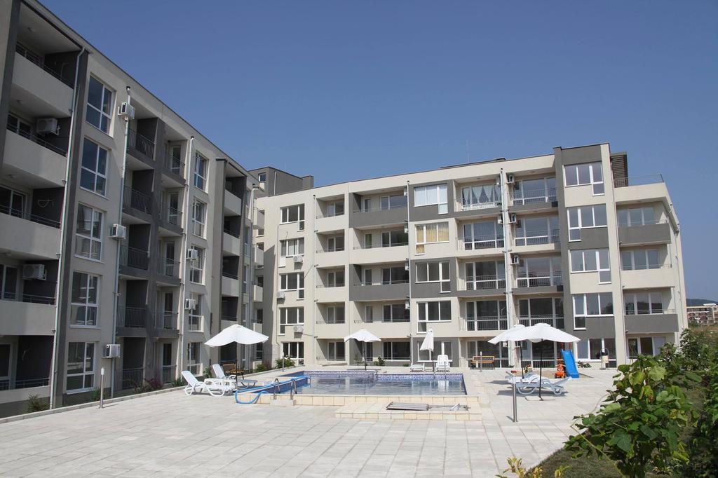 Menada Butterfly Apartment Sveti Vlas Ngoại thất bức ảnh