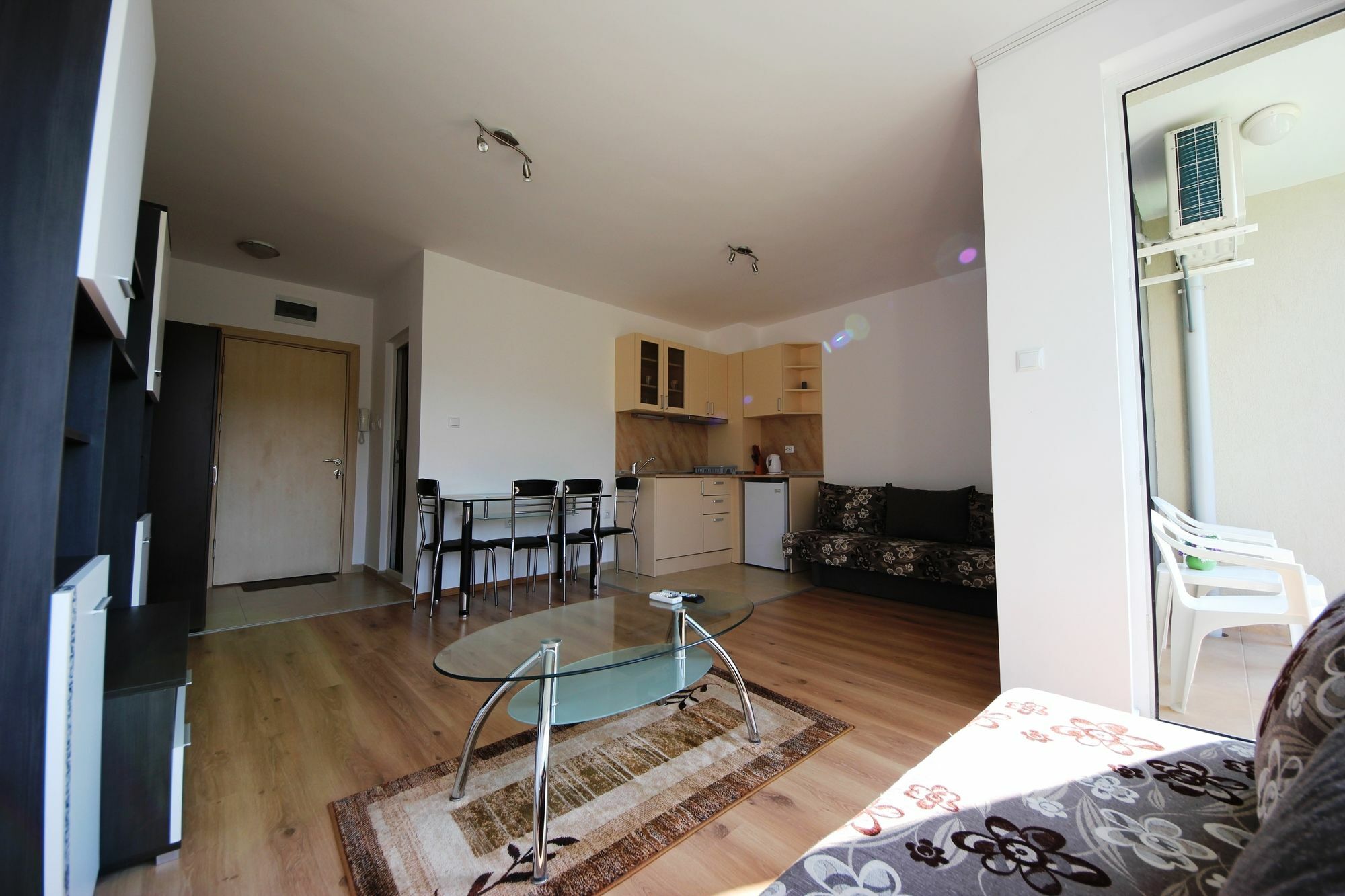 Menada Butterfly Apartment Sveti Vlas Ngoại thất bức ảnh